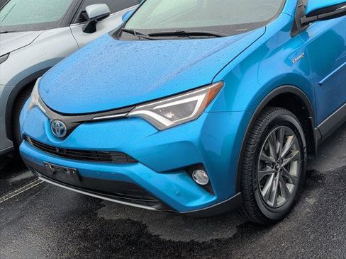 Certified 2017 Toyota RAV4 Limited w/ Advanced Technology Package AWD/4WD image 6