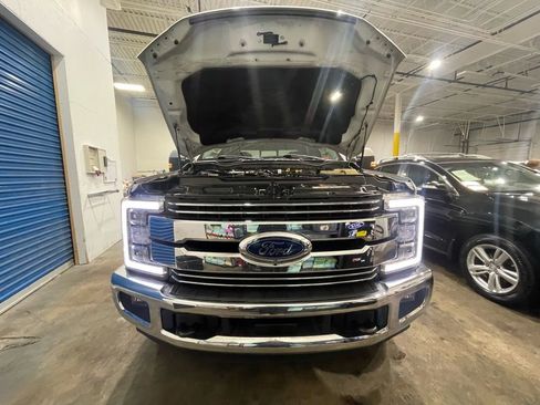 Used 2019 Ford F250 Lariat w/ Lariat Ultimate Package image 3