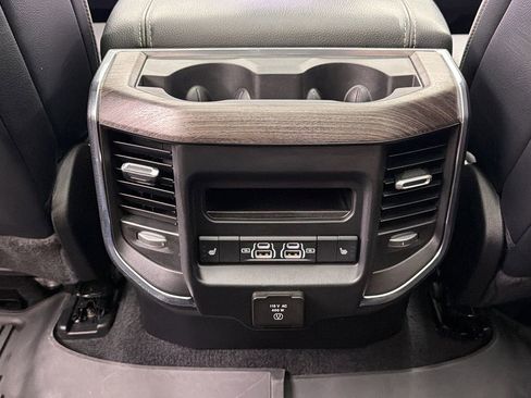 Used 2025 RAM 1500 Laramie w/ Night Edition image 40