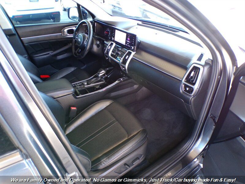 Used 2021 Kia Sorento SX FWD image 32