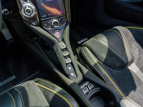 Used 2023 McLaren 720S image 70