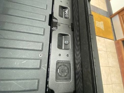 Used 2024 GMC Sierra 1500 Denali Ultimate image 31