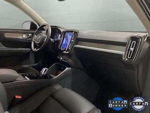 Used 2025 Volvo XC40 B5 Plus image 77