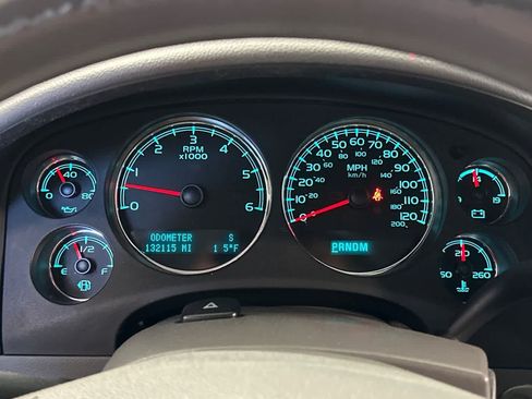 Used 2012 Chevrolet Tahoe LTZ AWD/4WD image 24