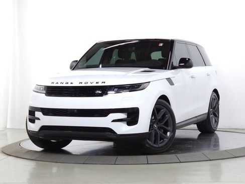 Used 2024 Land Rover Range Rover Sport SE image 1