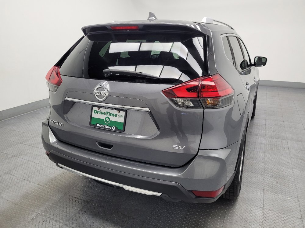 Used 2017 Nissan Rogue SV FWD image 7