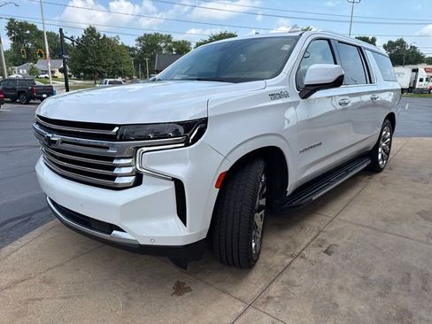 Used 2022 Chevrolet Suburban High Country w/ Max Trailering Package image 5