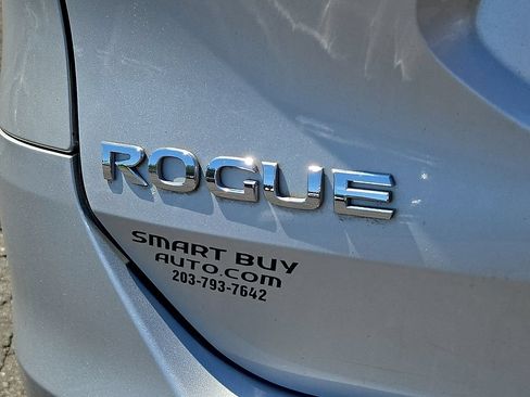 Used 2016 Nissan Rogue S AWD/4WD image 30