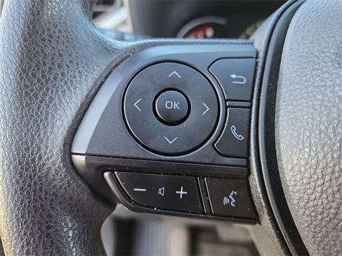 Used 2024 Toyota RAV4 XLE image 28