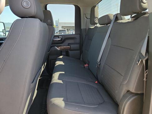 Used 2022 GMC Sierra 2500 SLE w/ SLE Value Package; AWD/4WD image 8