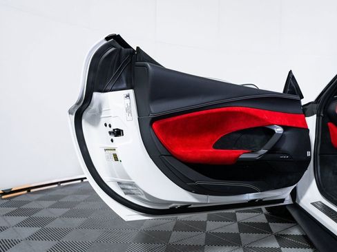 Certified 2025 Ferrari 296 GTS image 21