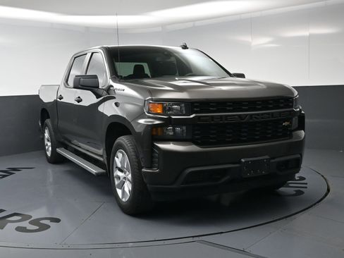 Used 2022 Chevrolet Silverado 1500 Custom w/ Safety Confidence Package AWD/4WD image 14
