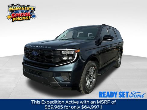 New 2026 Ford Expedition Active image 1