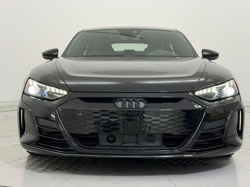Used 2022 Audi e-tron GT Prestige w/ Prestige Package image 6