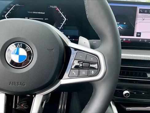 Used 2026 BMW 330i Sedan w/ M Sport Package RWD image 22