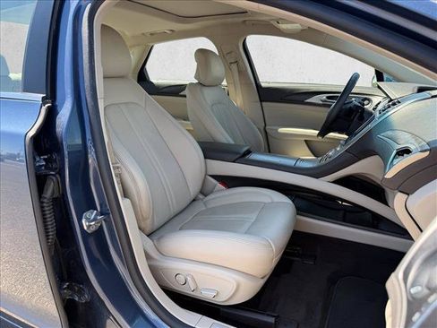 Used 2019 Lincoln MKZ Reserve w/ Reserve Plus Package FWD image 13