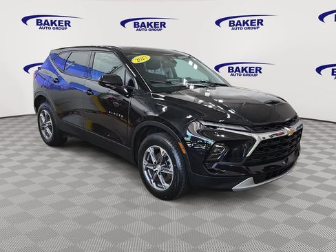 Certified 2023 Chevrolet Blazer LT AWD/4WD image 3
