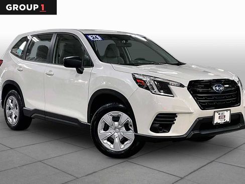 Used 2024 Subaru Forester AWD/4WD image 3