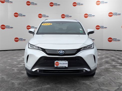 Used 2024 Toyota Venza Limited image 2