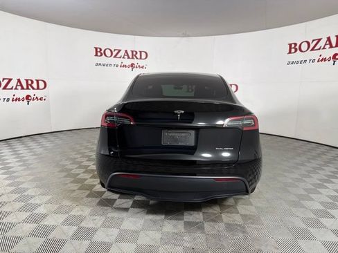 Used 2024 Tesla Model Y Long Range AWD/4WD image 7