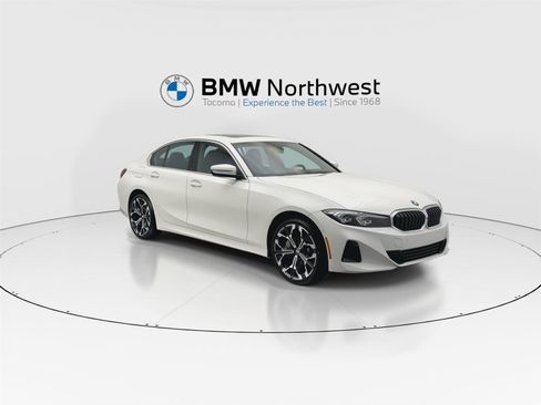 New 2026 BMW 330i xDrive Sedan w/ Convenience Package image 6