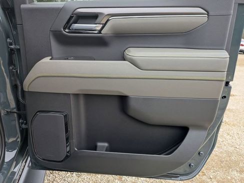 New 2026 Chevrolet Silverado 1500 ZR2 w/ Dark Appearance Package image 33