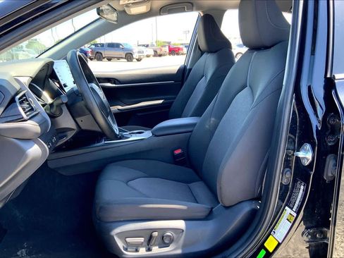 Used 2024 Toyota Camry LE FWD image 8