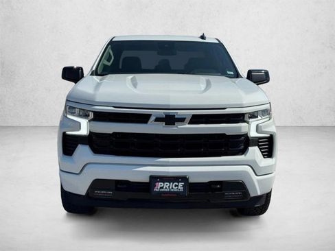 Used 2025 Chevrolet Silverado 1500 RST w/ Z71 Off-Road Package AWD/4WD image 9