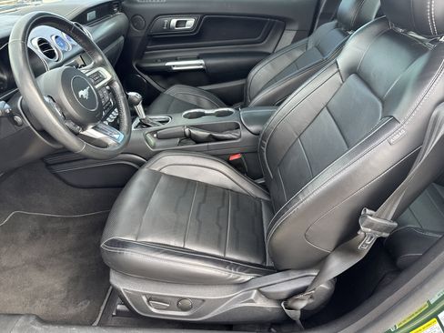 Used 2022 Ford Mustang GT Premium w/ GT Performance Package image 10