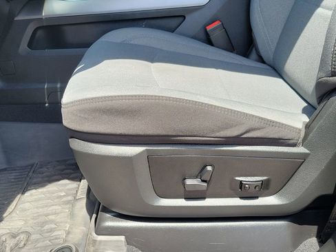 Used 2024 RAM 3500 Big Horn AWD/4WD image 25