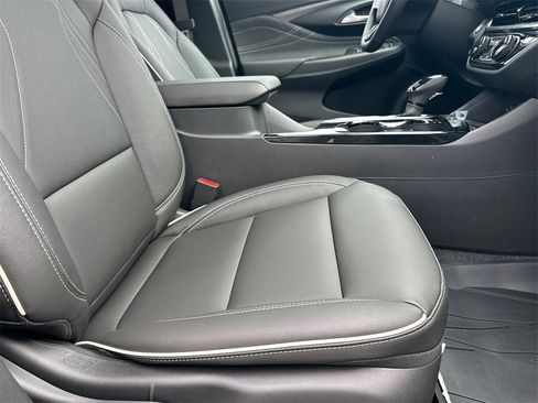 New 2026 Buick Envista Sport Touring w/ Studio Series image 14