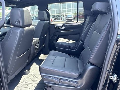 Certified 2023 Chevrolet Suburban RST w/ Luxury Package AWD/4WD image 26