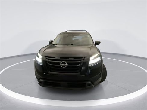 Used 2022 Nissan Pathfinder SV image 7