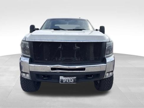 Used 2008 Chevrolet Silverado 2500 LT w/ 2LT Convenience Package AWD/4WD image 6