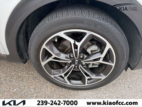 Certified 2021 Kia Sportage SX image 16