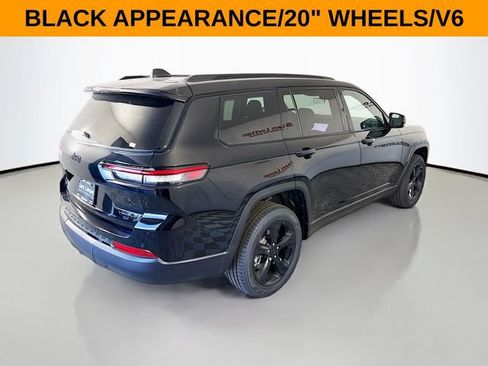 New 2025 Jeep Grand Cherokee L Limited w/ Black Appearance Package AWD/4WD image 7