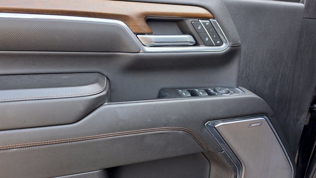 Used 2024 Chevrolet Silverado 2500 High Country w/ High Country Premium Package AWD/4WD image 11