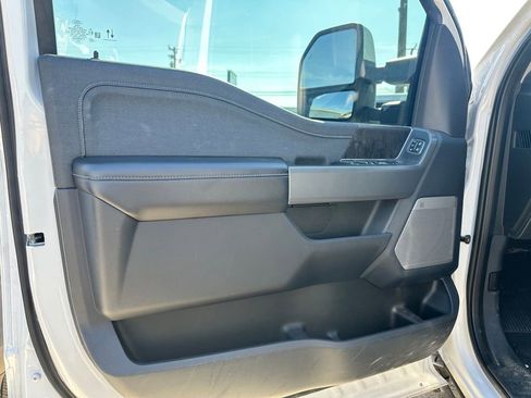 Used 2023 Ford F250 Lariat w/ Lariat Ultimate Package image 9