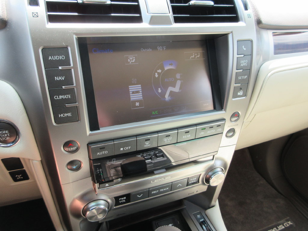 Used 2018 Lexus GX 460 Premium w/ Premium Package AWD/4WD image 30