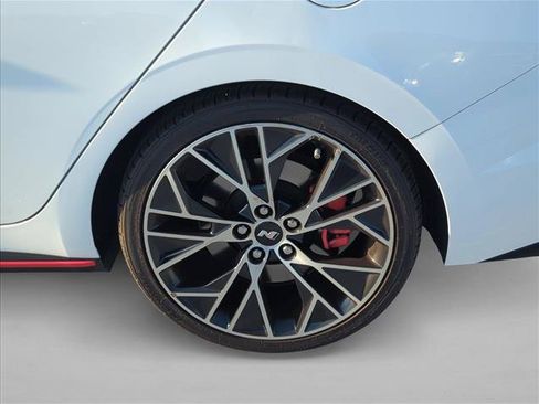 Used 2023 Hyundai Elantra N FWD image 6