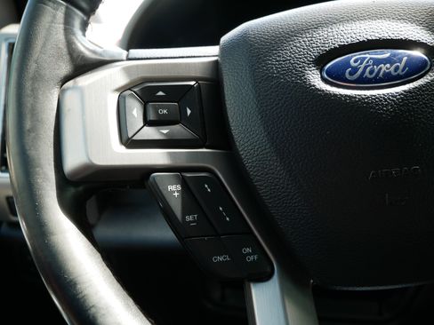 Used 2020 Ford F150 Platinum w/ Equipment Group 701A Luxury AWD/4WD image 31