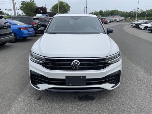Used 2023 Volkswagen Tiguan SE R-Line AWD/4WD image 18
