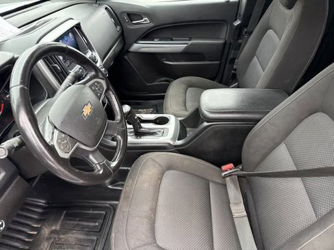 Used 2021 Chevrolet Colorado LT w/ Fleet Safety Package image 11
