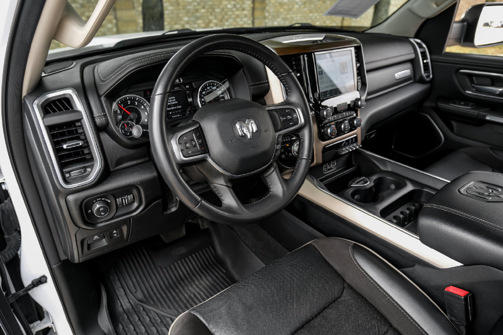 Used 2022 RAM 1500 Laramie AWD/4WD image 25
