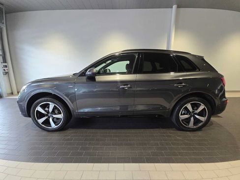 Used 2023 Audi Q5 2.0T Prestige w/ Prestige Package AWD/4WD image 2