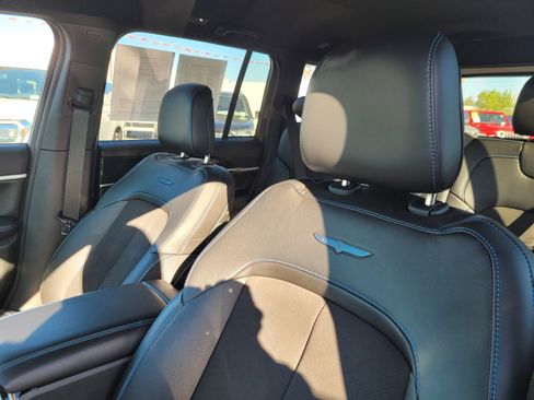 Used 2023 Jeep Grand Cherokee Trailhawk w/ Advanced Protech Group II image 13