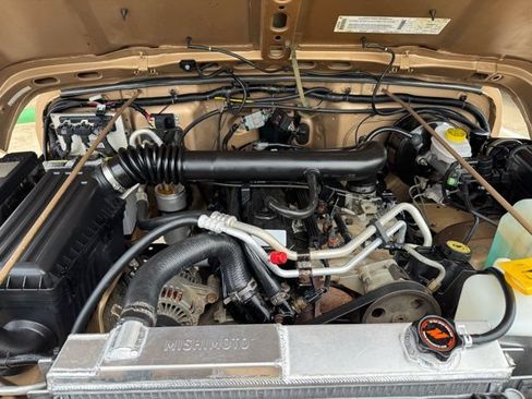 Used 2000 Jeep Wrangler Sahara AWD/4WD image 34