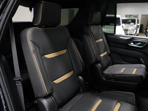 Used 2023 GMC Yukon AT4 AWD/4WD image 84