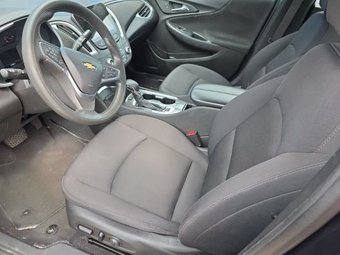 Used 2023 Chevrolet Malibu LT w/ Driver Confidence Package FWD image 9