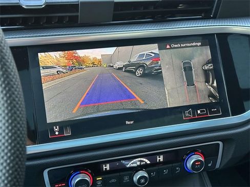 Certified 2025 Audi Q3 2.0T Premium Plus w/ Premium Plus Package image 30